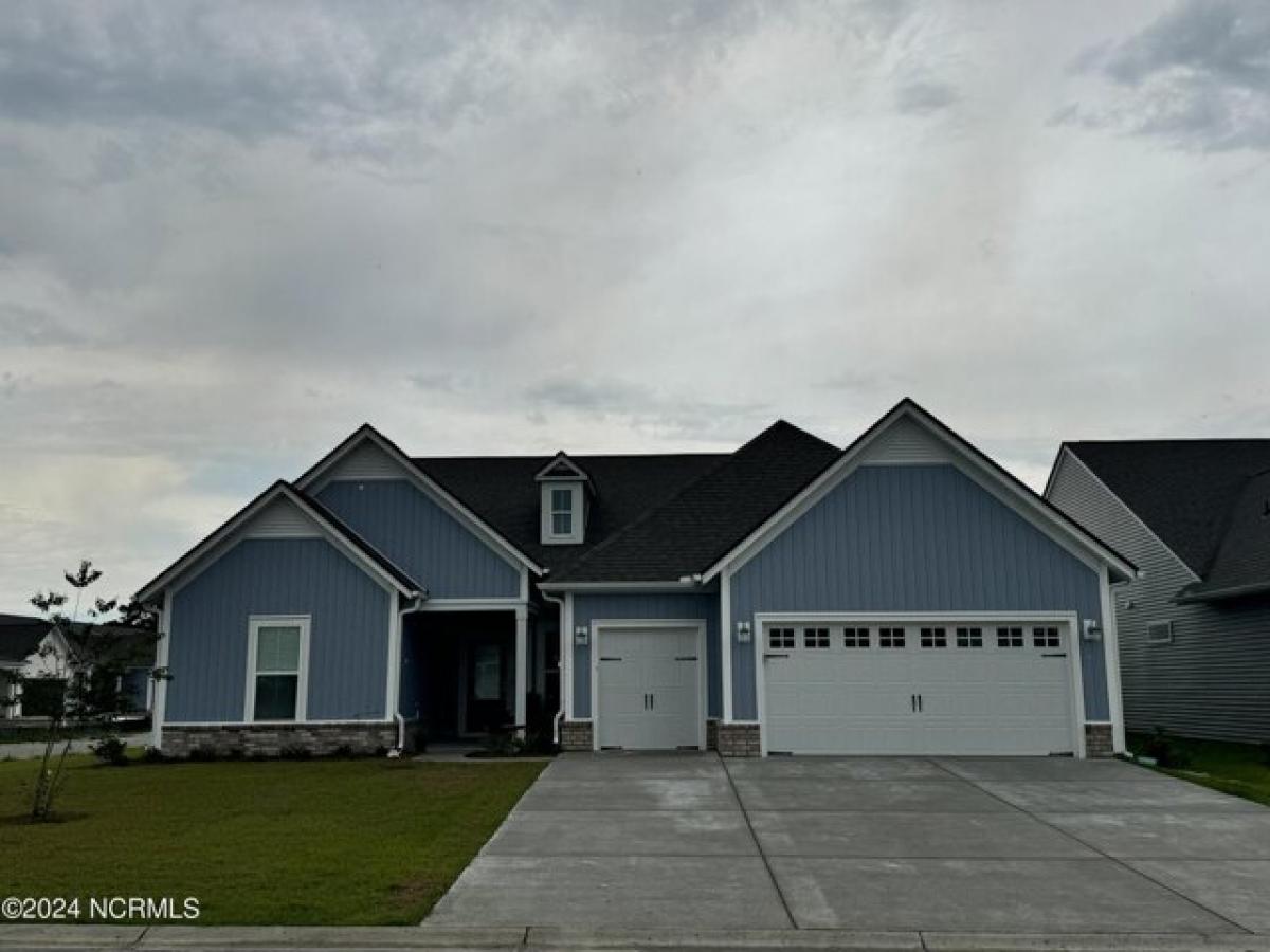 Picture of Home For Sale in Carolina Shores, North Carolina, United States