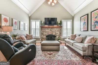 Home For Sale in Winterville, Georgia