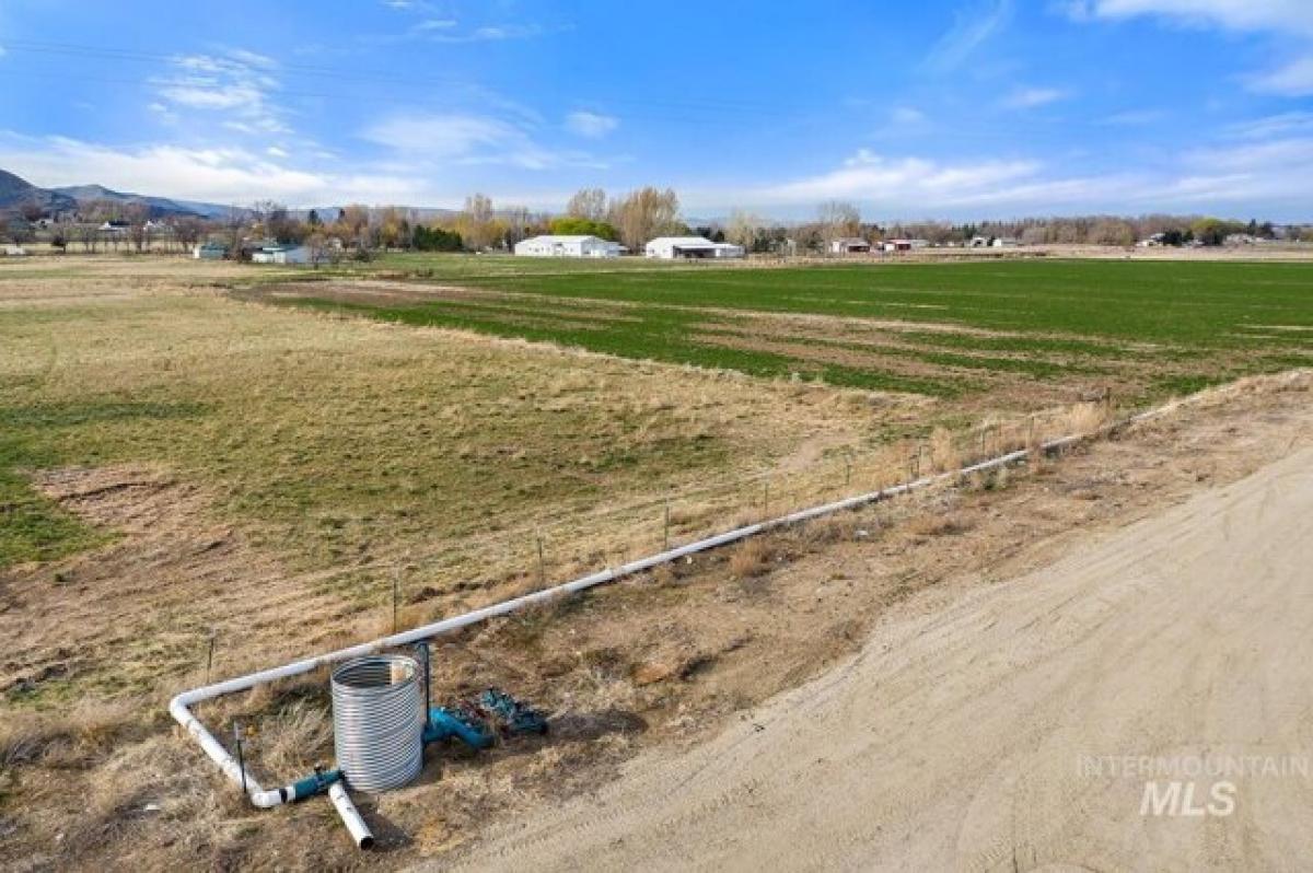 Picture of Residential Land For Sale in Emmett, Idaho, United States