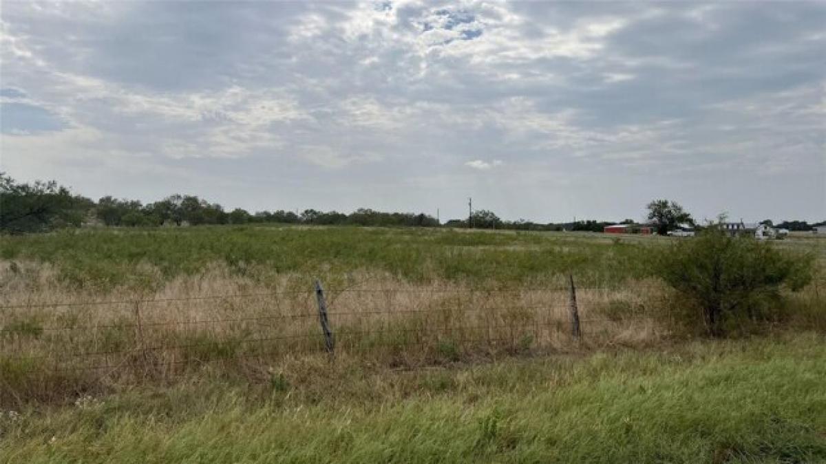 Picture of Residential Land For Sale in Sanger, Texas, United States