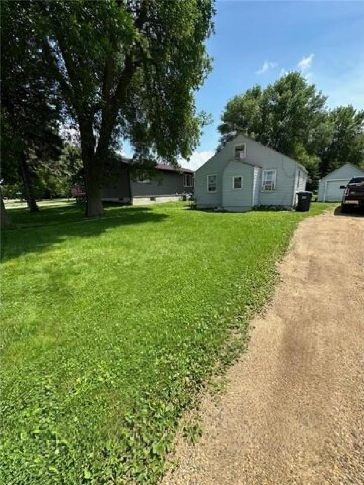 Picture of Home For Sale in Worthington, Minnesota, United States