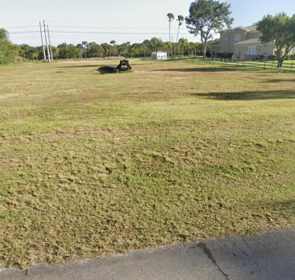 Picture of Residential Land For Sale in West Palm Beach, Florida, United States