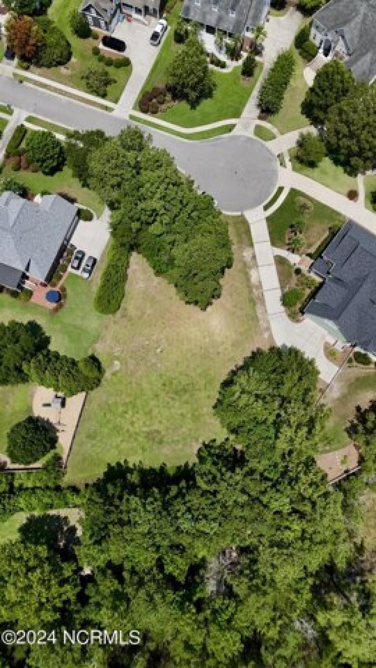 Picture of Residential Land For Sale in Wilmington, North Carolina, United States