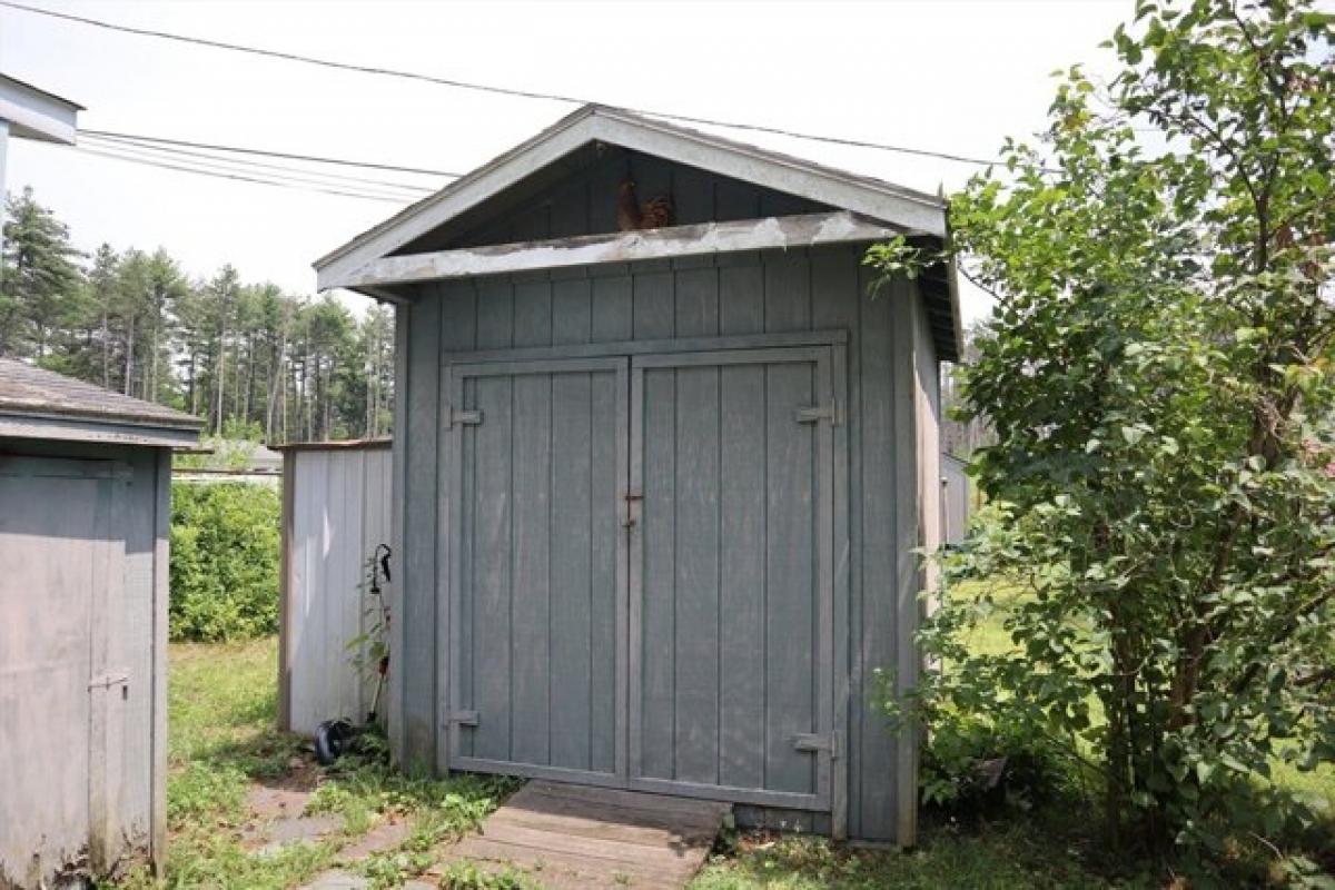 Picture of Home For Sale in Orange, Massachusetts, United States