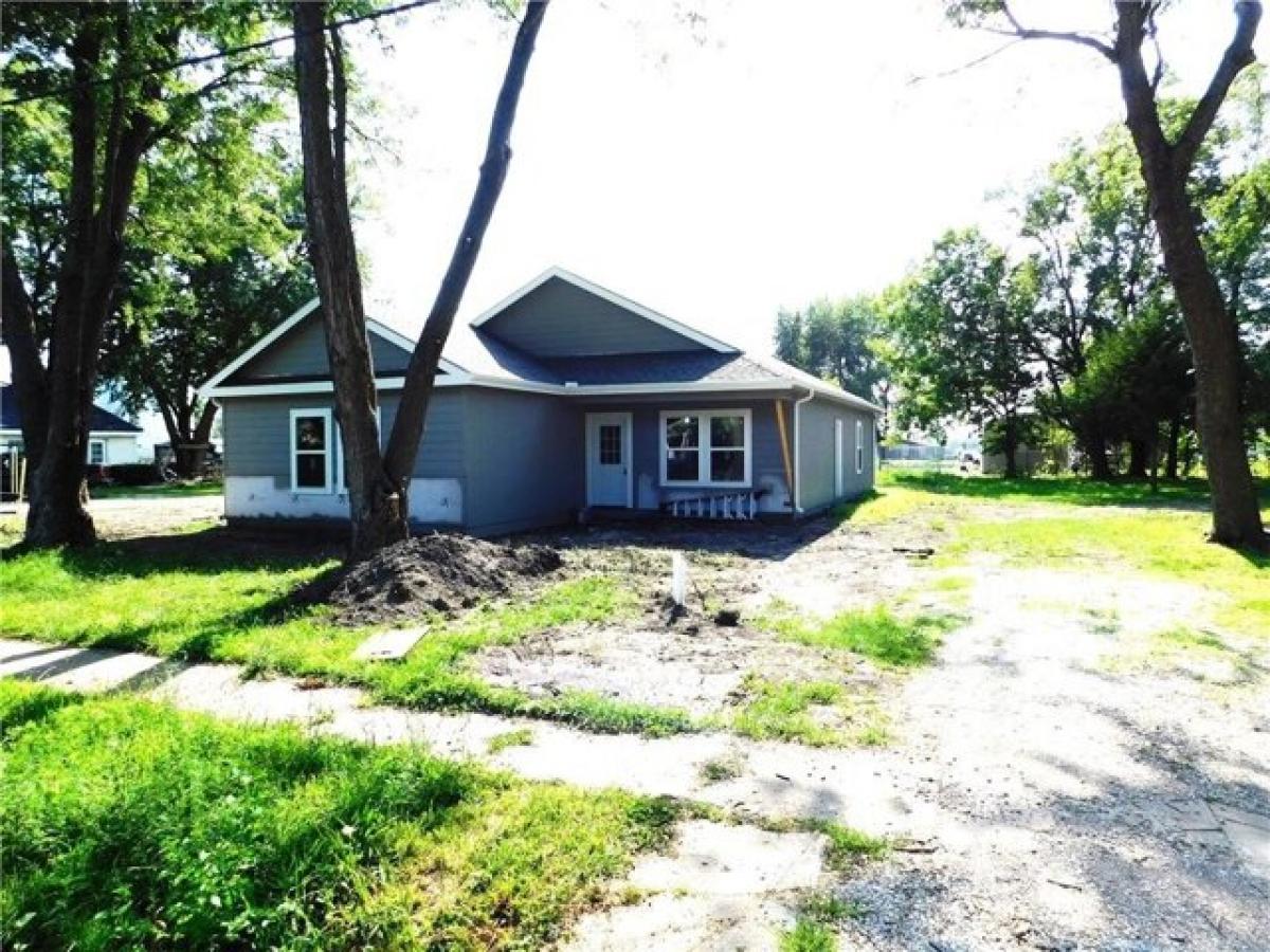 Picture of Home For Sale in Holden, Missouri, United States