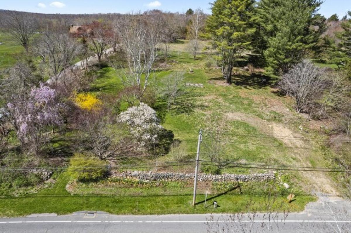 Picture of Residential Land For Sale in Salem, Connecticut, United States