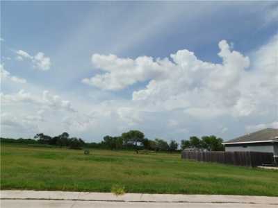 Residential Land For Sale in Alice, Texas