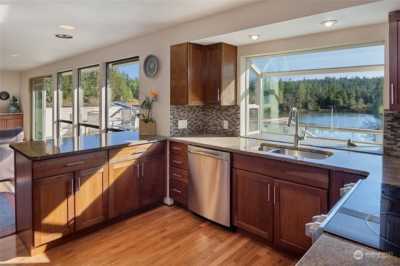 Home For Sale in Friday Harbor, Washington