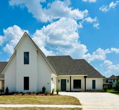 Home For Sale in Benton, Louisiana