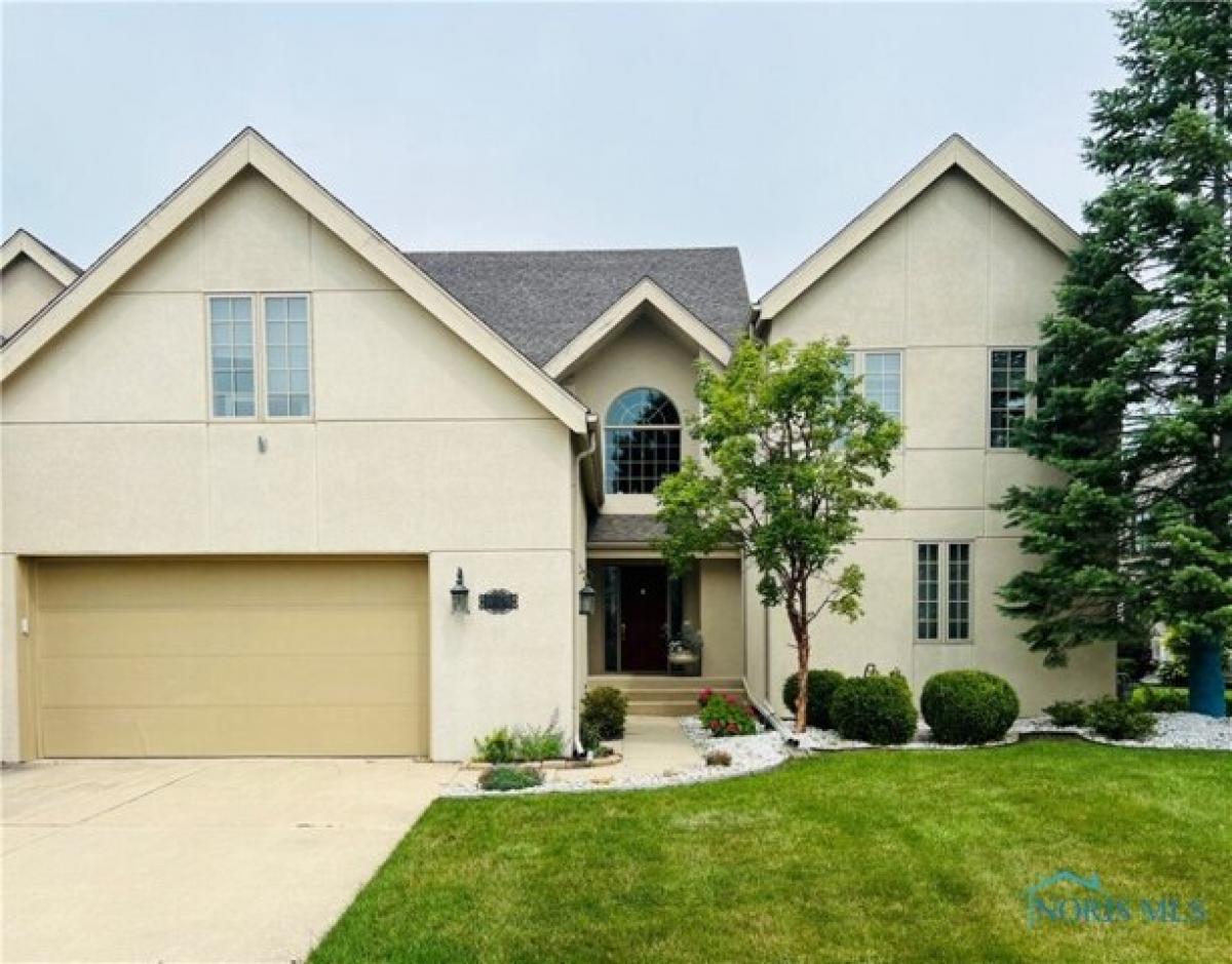 Picture of Home For Sale in Bowling Green, Ohio, United States