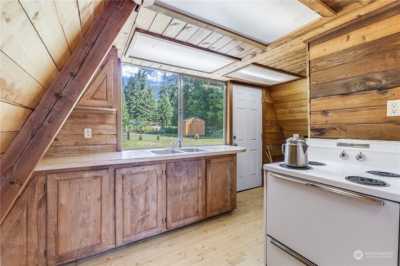 Home For Sale in Ashford, Washington