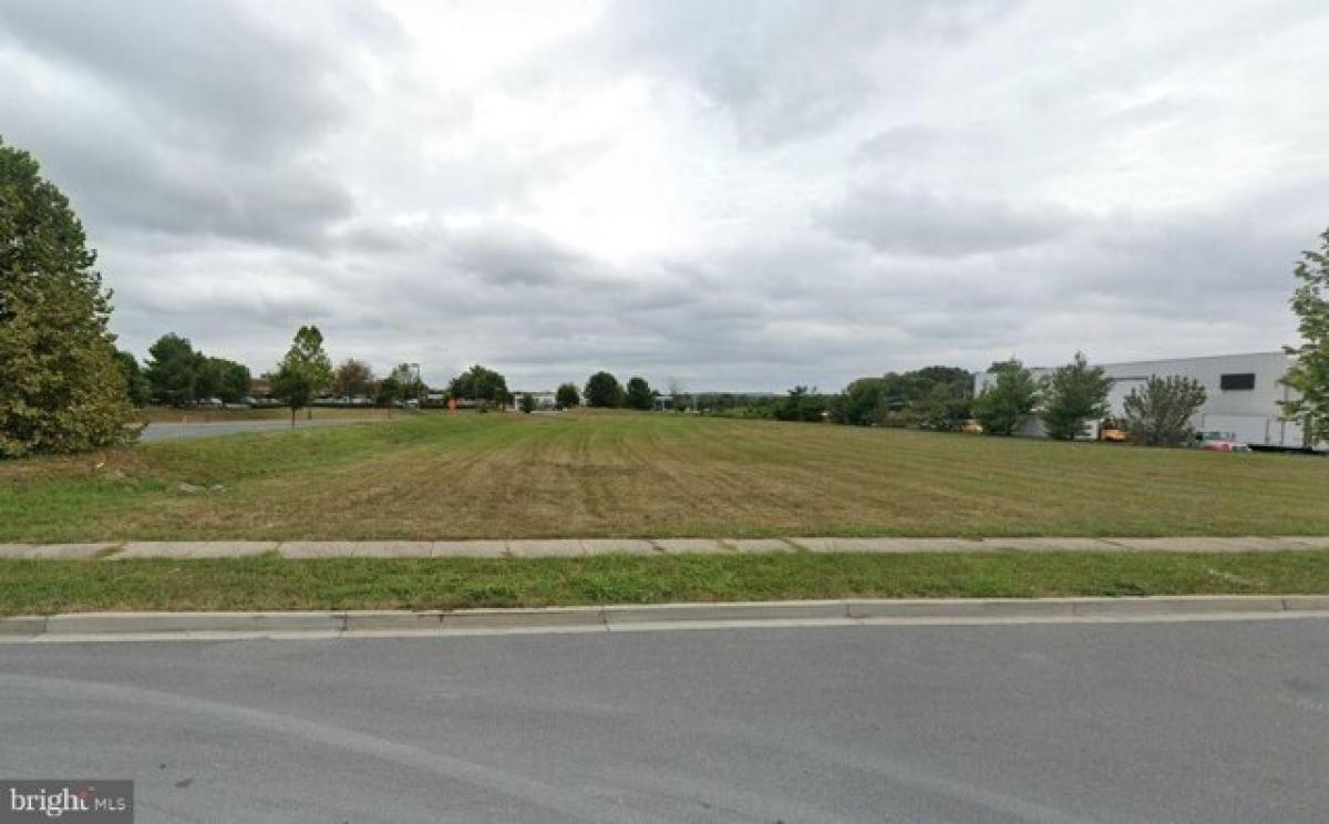 Picture of Residential Land For Sale in Frederick, Maryland, United States