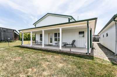 Home For Sale in Loretto, Kentucky