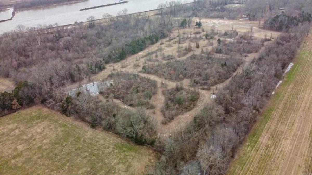 Picture of Residential Land For Sale in Conway, Arkansas, United States