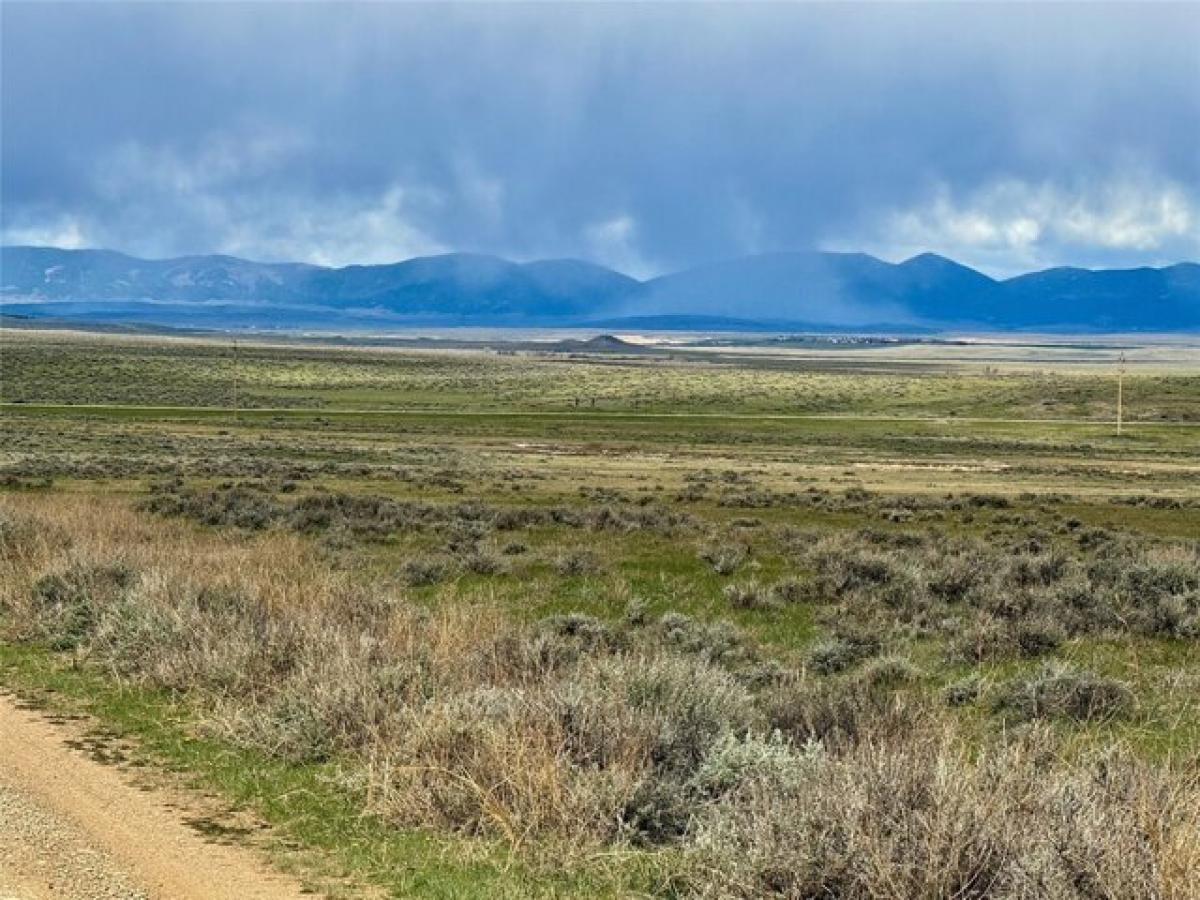 Picture of Residential Land For Sale in Grass Range, Montana, United States