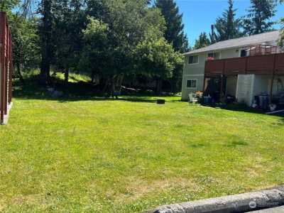 Home For Sale in Mountlake Terrace, Washington