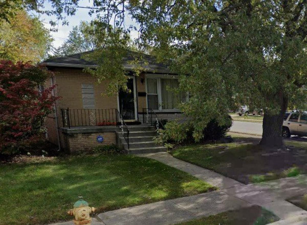 Picture of Home For Sale in Dolton, Illinois, United States