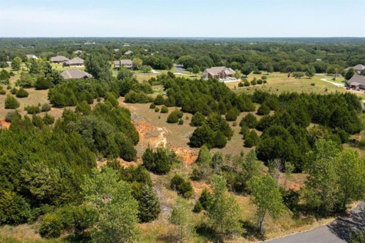 Picture of Residential Land For Sale in Norman, Oklahoma, United States