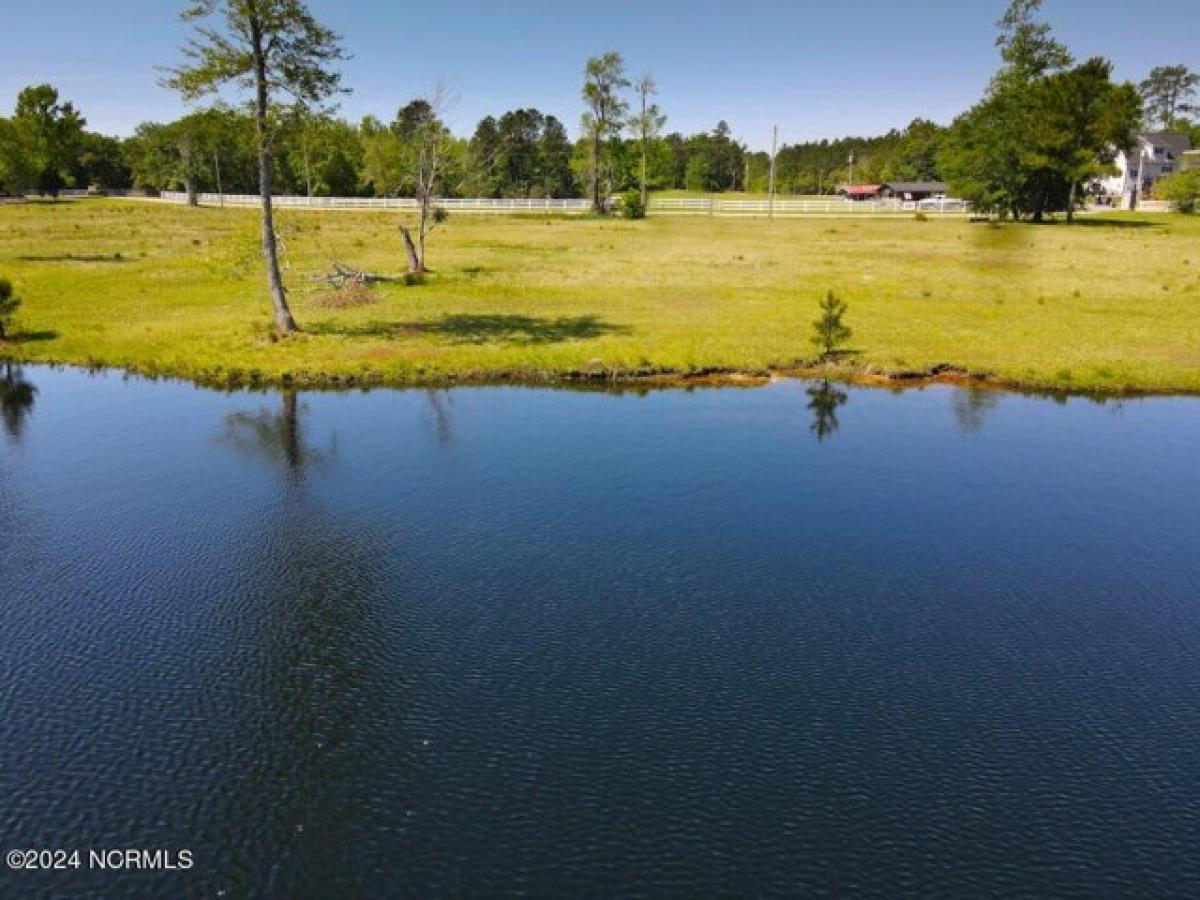 Picture of Residential Land For Sale in Ash, North Carolina, United States