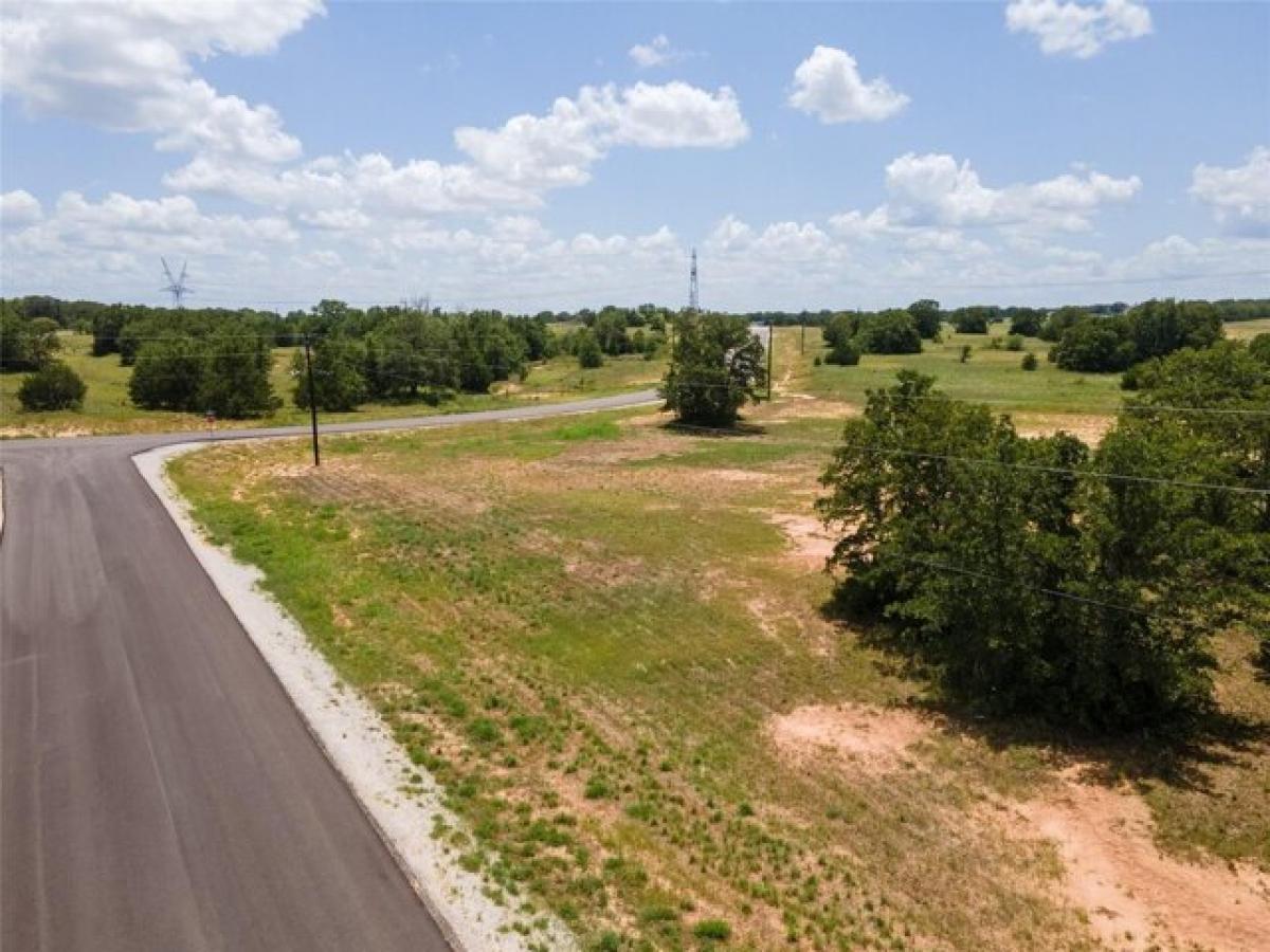 Picture of Residential Land For Sale in Alvord, Texas, United States