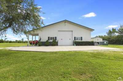 Home For Sale in De Soto, Kansas