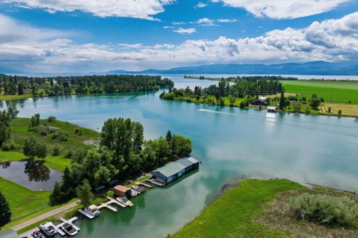 Picture of Home For Sale in Bigfork, Montana, United States