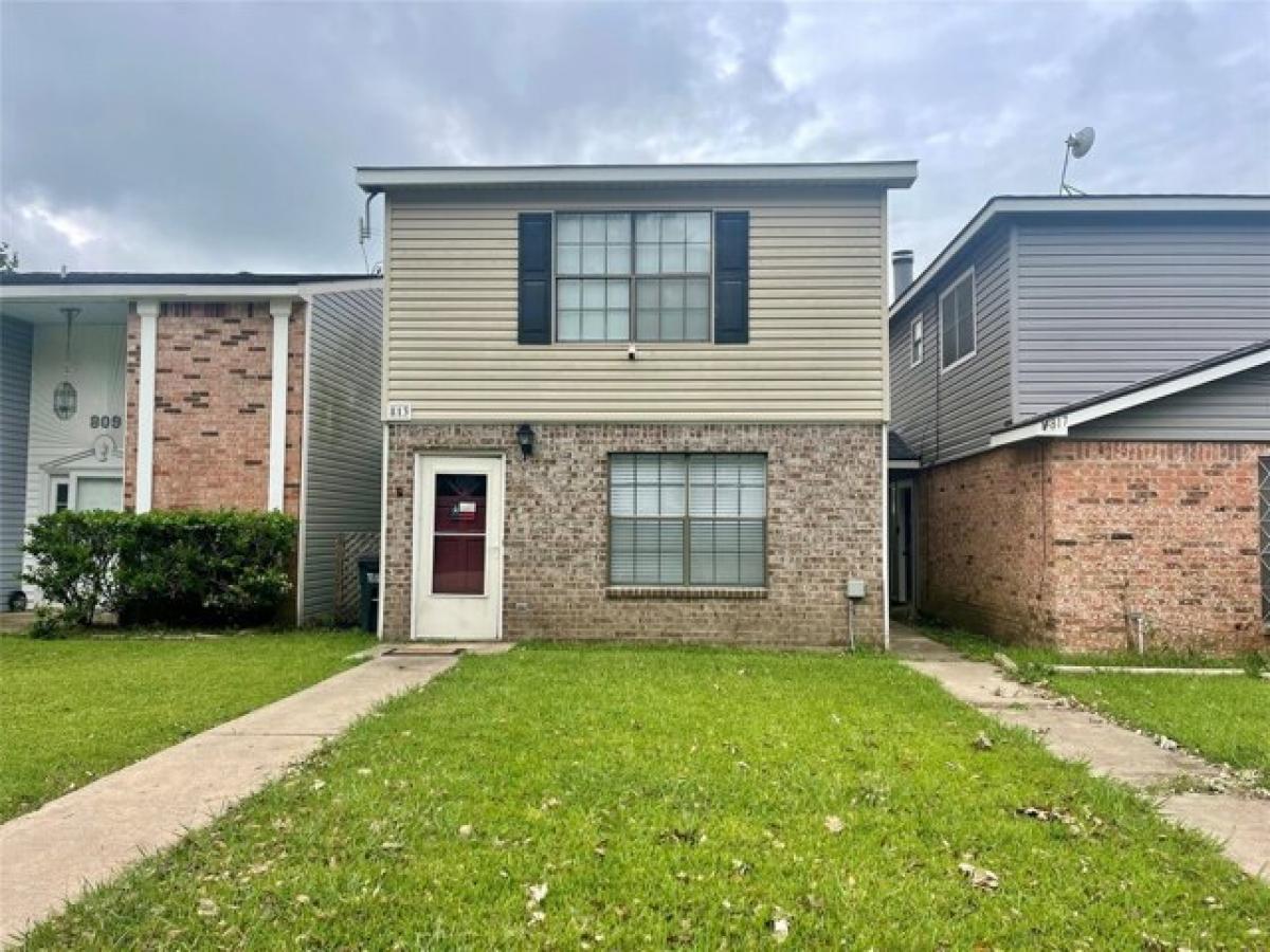 Picture of Home For Sale in East Bernard, Texas, United States