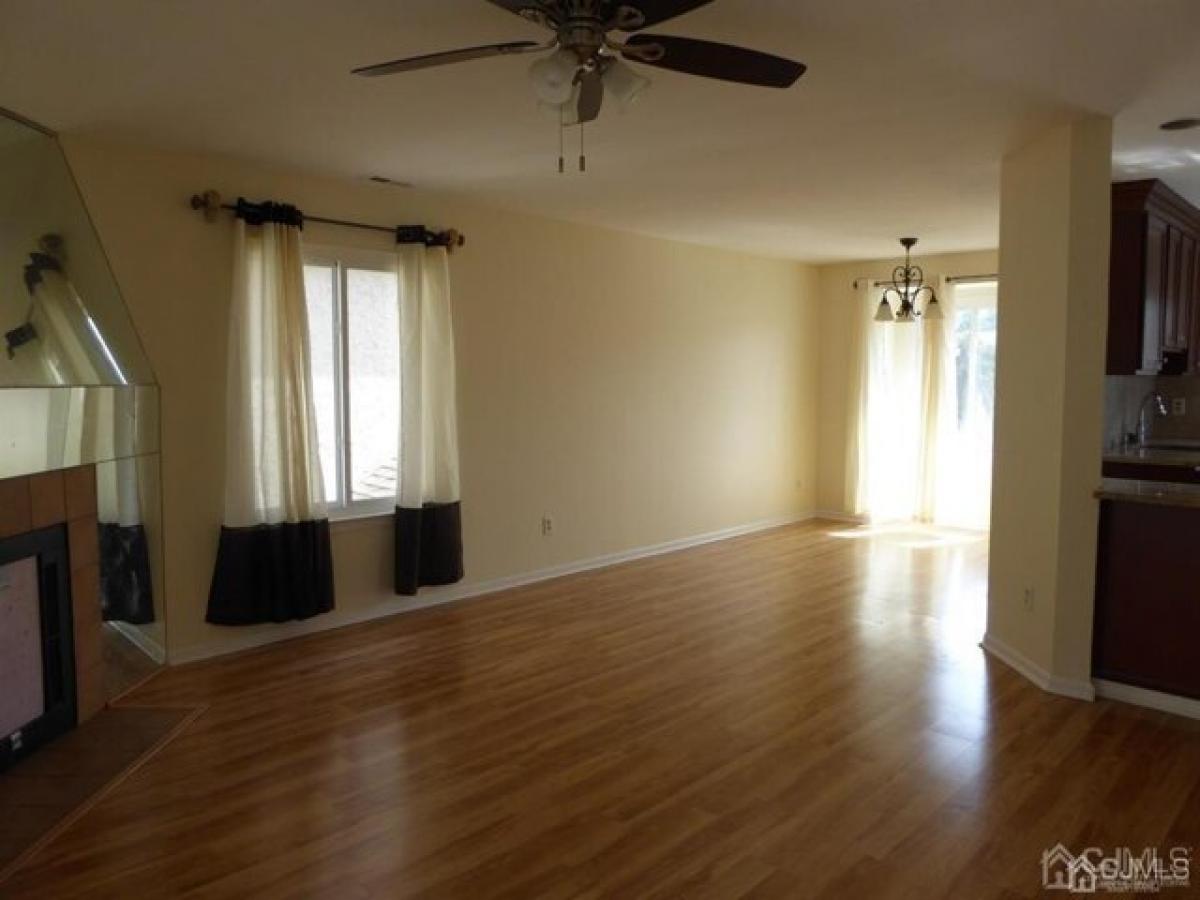 Picture of Home For Rent in Edison, New Jersey, United States