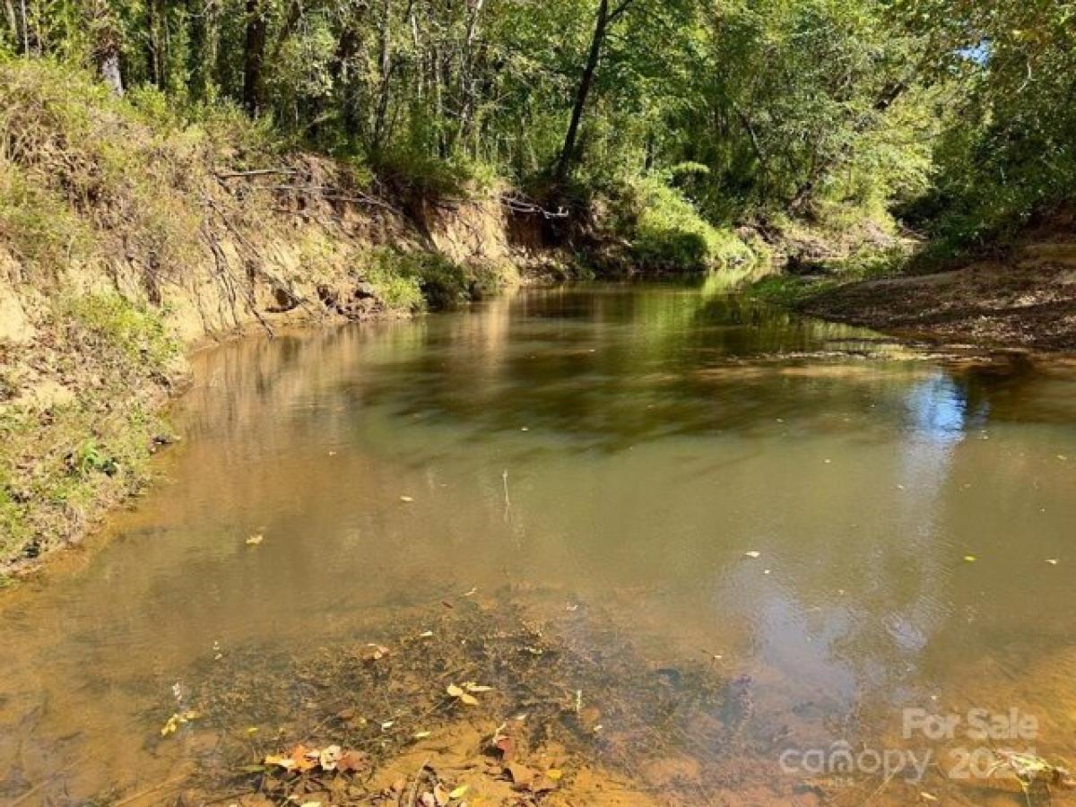 Picture of Residential Land For Sale in Gaffney, South Carolina, United States