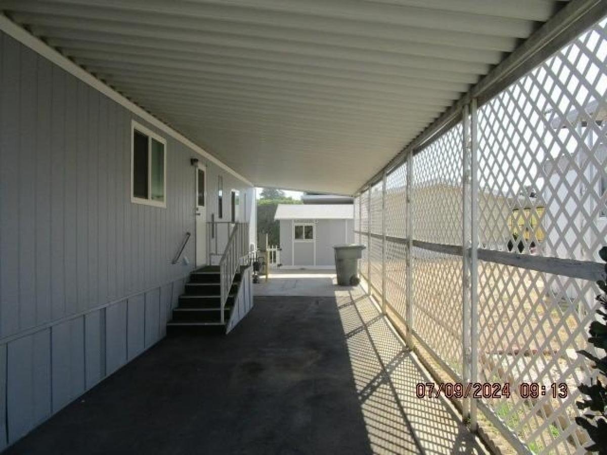 Picture of Home For Sale in Sanger, California, United States