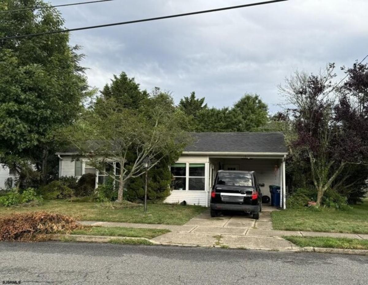 Picture of Home For Sale in Somers Point, New Jersey, United States