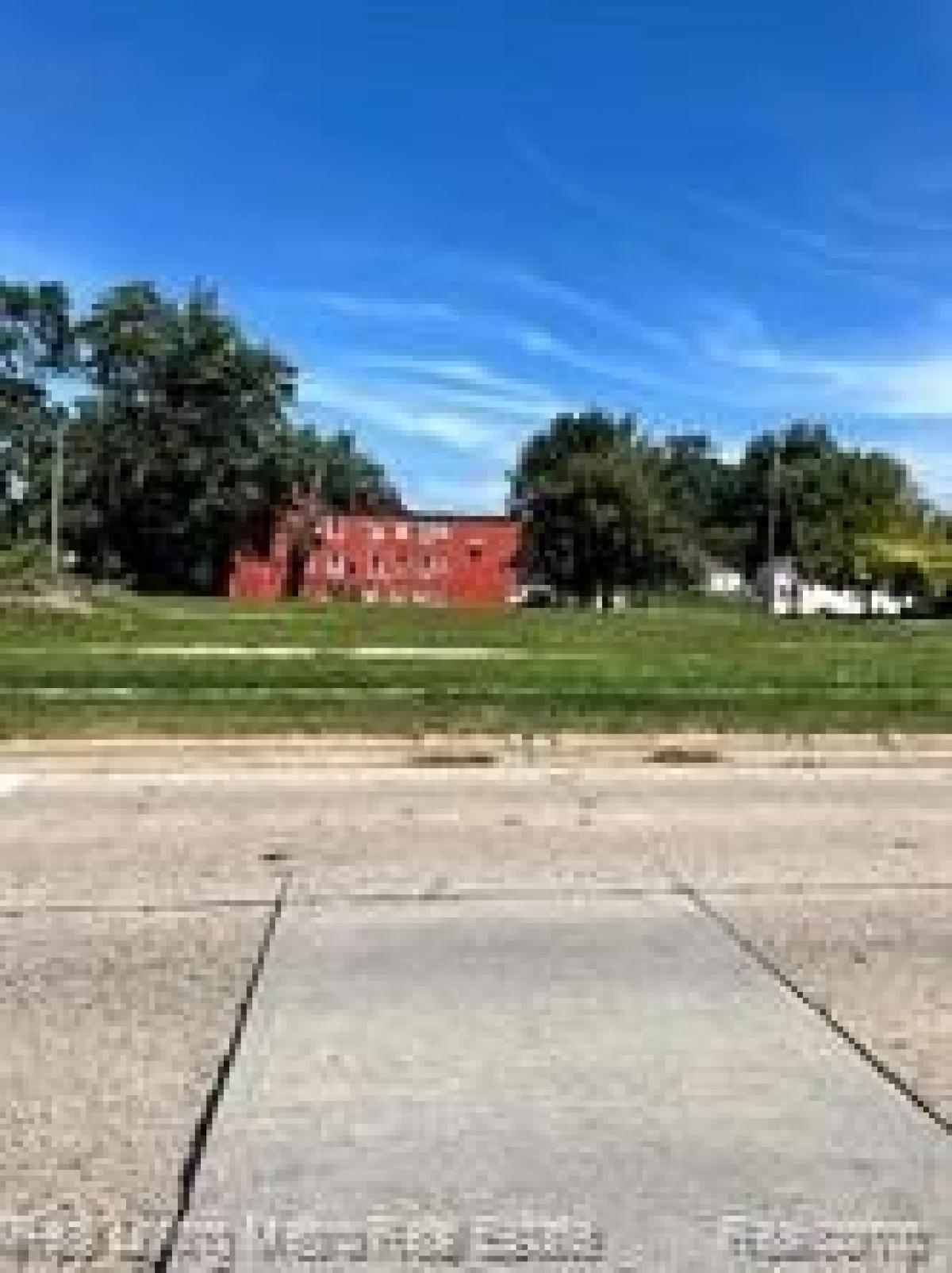 Picture of Residential Land For Sale in Pontiac, Michigan, United States