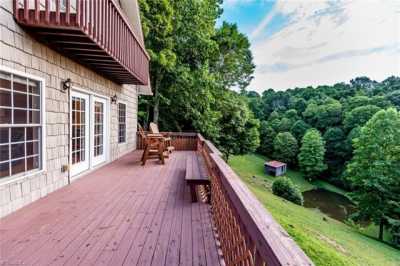 Home For Sale in Lansing, North Carolina