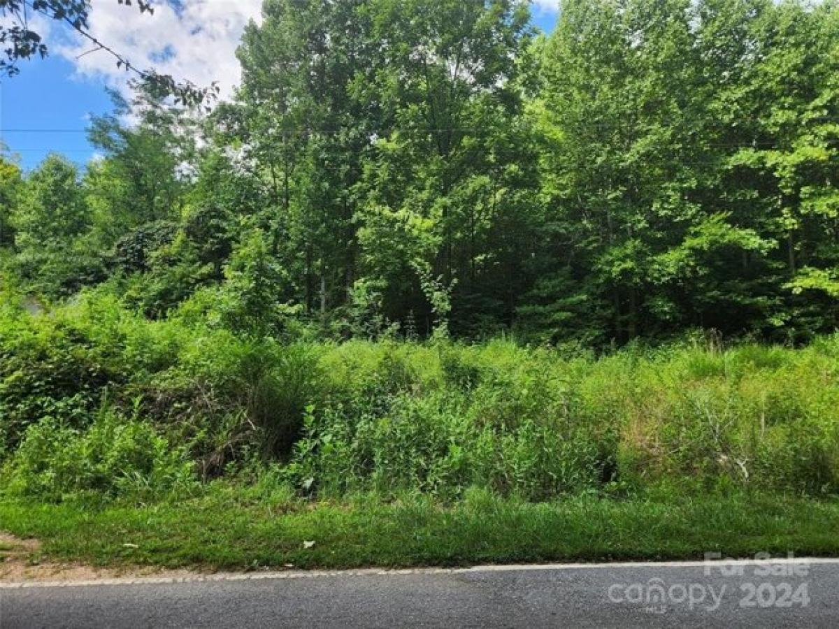 Picture of Residential Land For Sale in Moravian Falls, North Carolina, United States