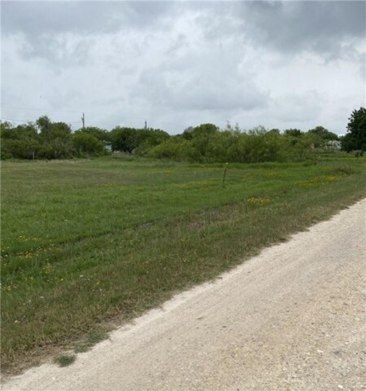 Picture of Residential Land For Sale in Bayside, Texas, United States