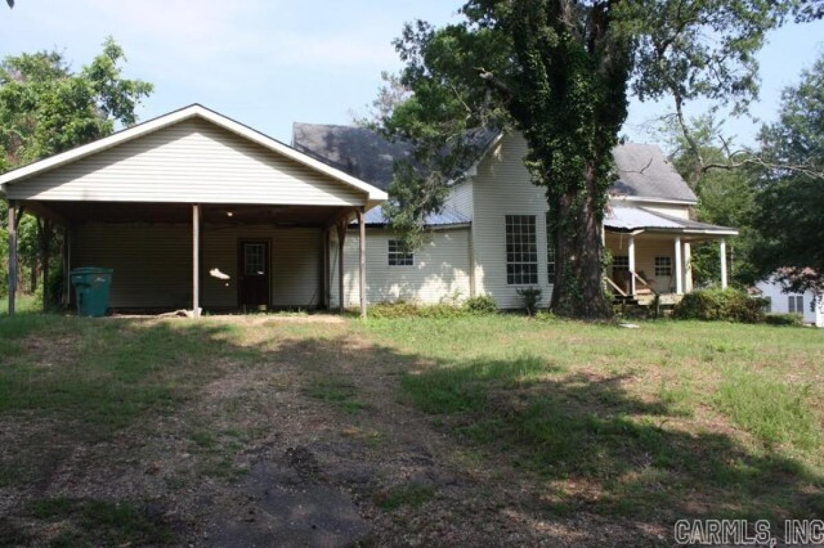 Picture of Home For Sale in Nashville, Arkansas, United States