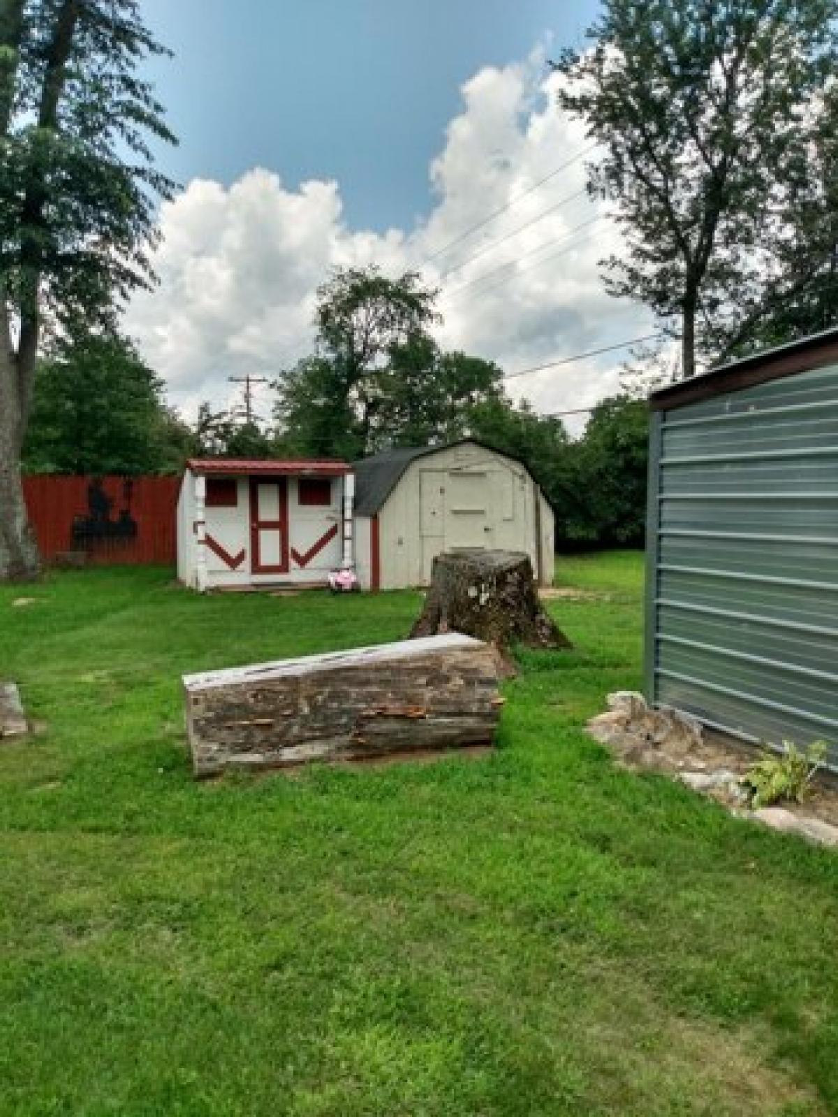 Picture of Home For Sale in Niles, Michigan, United States