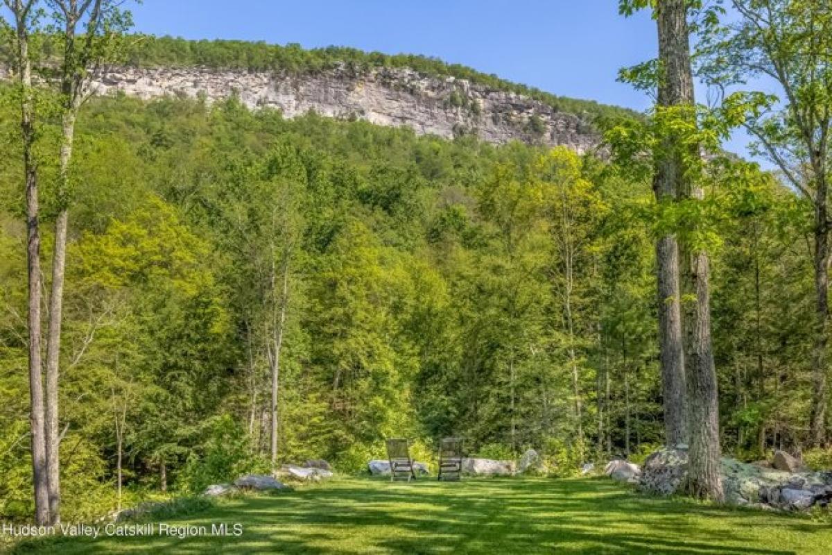 Picture of Home For Sale in Gardiner, New York, United States