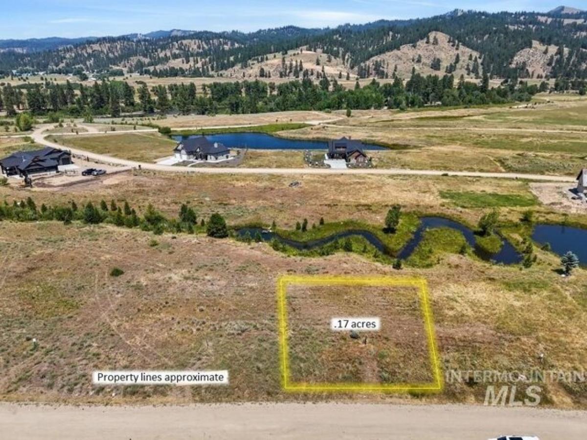 Picture of Residential Land For Sale in Garden Valley, Idaho, United States