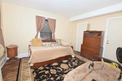 Home For Sale in Rockville Centre, New York