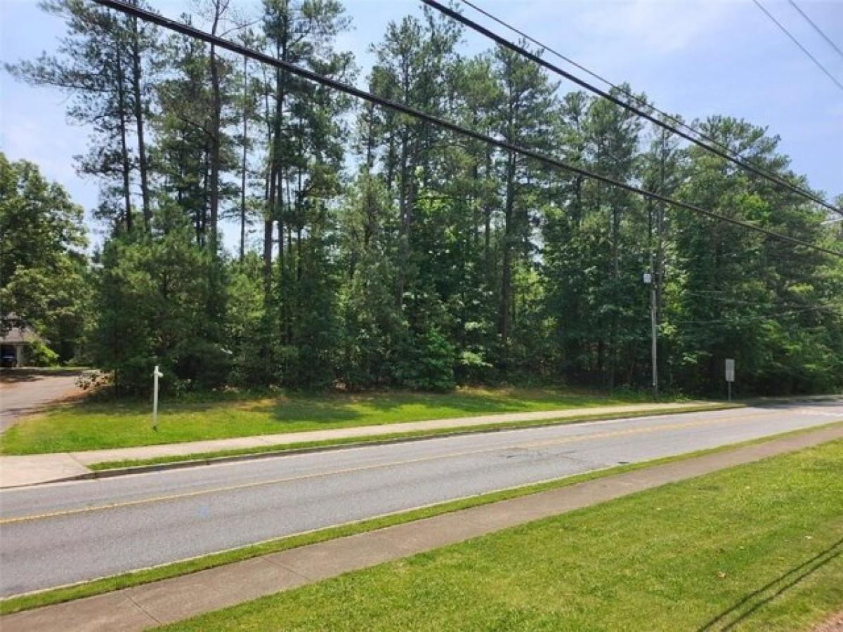 Picture of Residential Land For Sale in Alpharetta, Georgia, United States