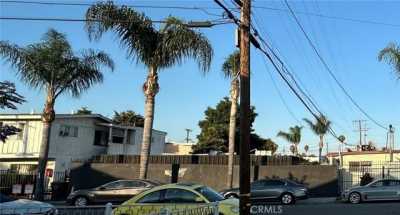 Residential Land For Sale in Compton, California