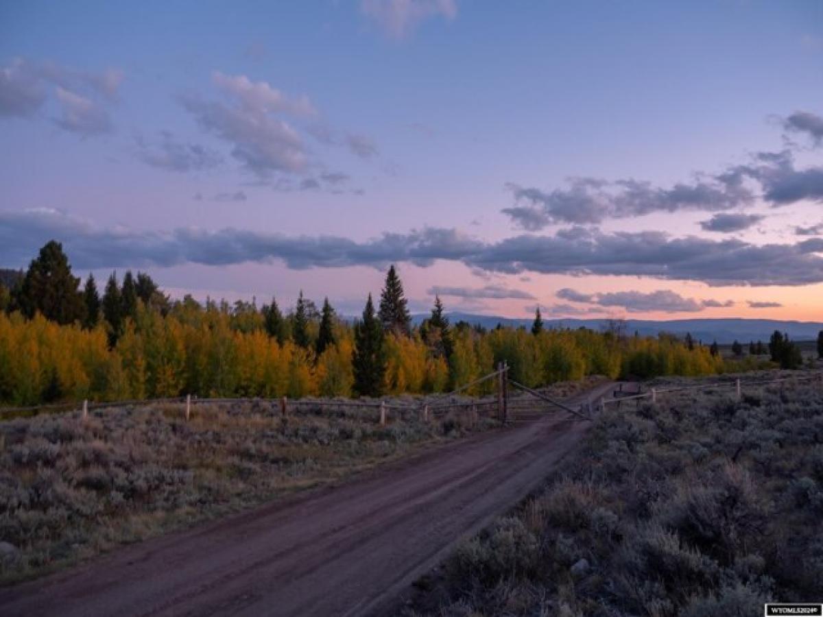 Picture of Residential Land For Sale in Dubois, Wyoming, United States