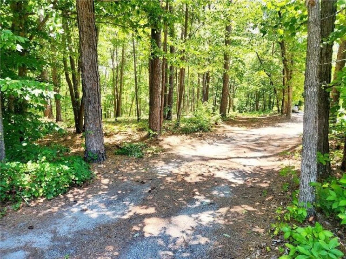 Picture of Residential Land For Sale in Cartersville, Georgia, United States