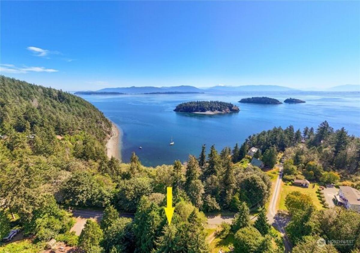 Picture of Residential Land For Sale in Anacortes, Washington, United States