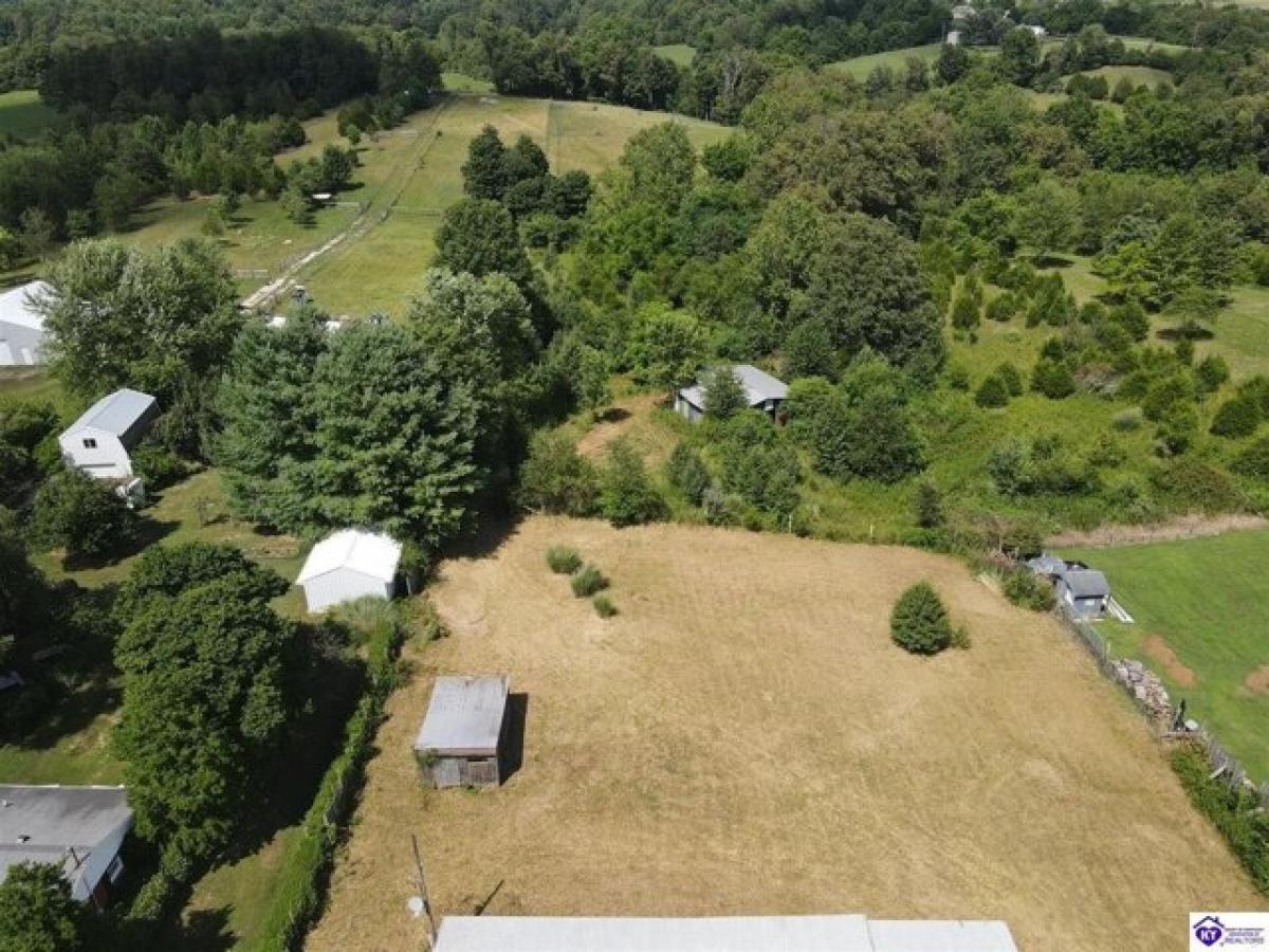 Picture of Home For Sale in Hodgenville, Kentucky, United States