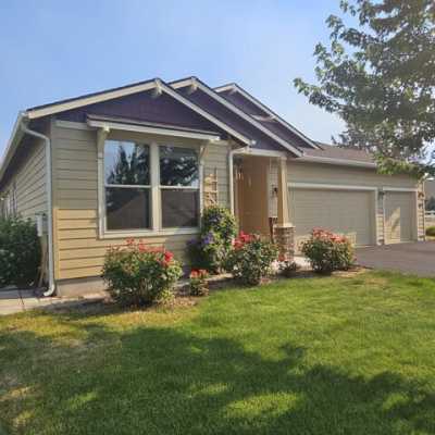 Home For Sale in Terrebonne, Oregon