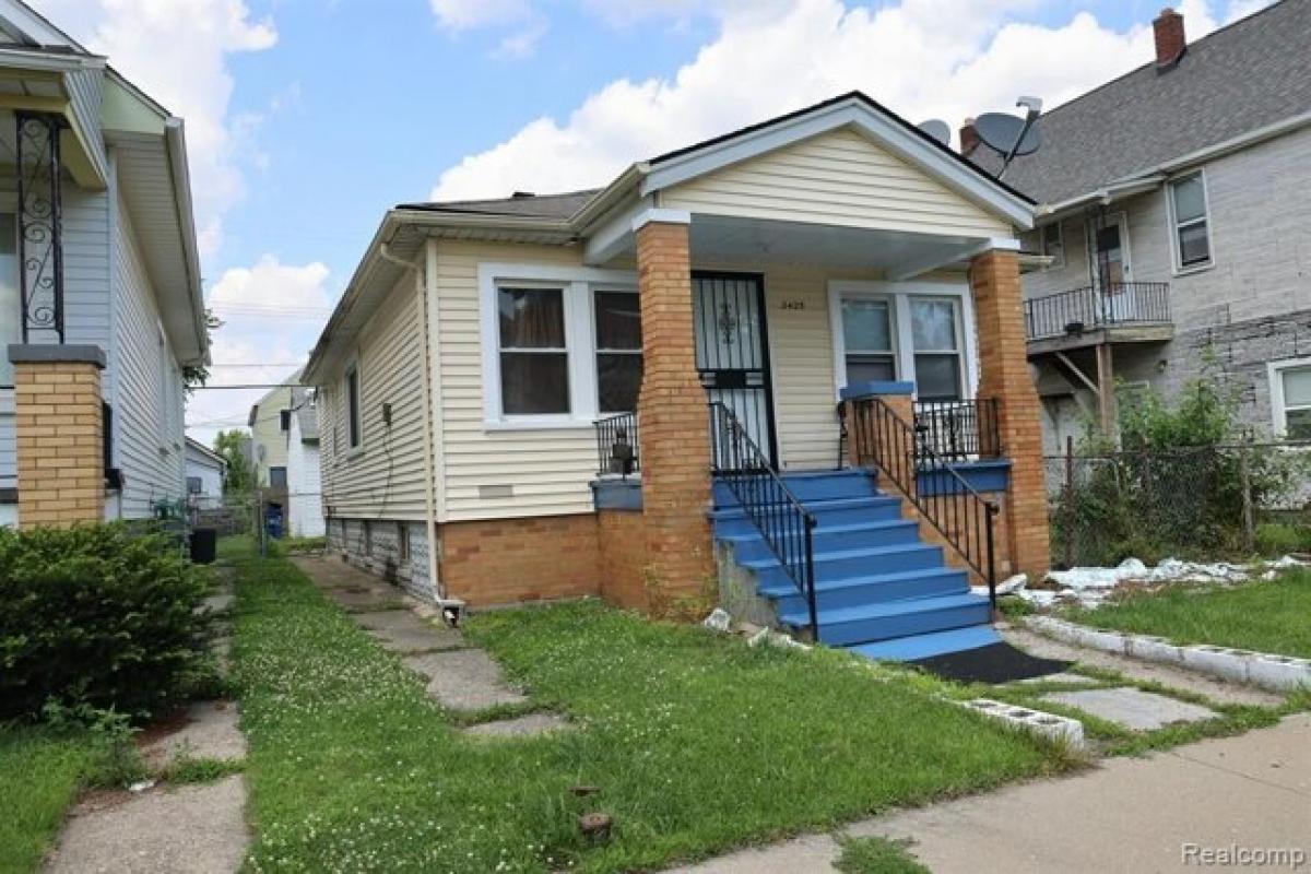 Picture of Home For Sale in Hamtramck, Michigan, United States