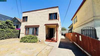 Home For Rent in Oakland, California