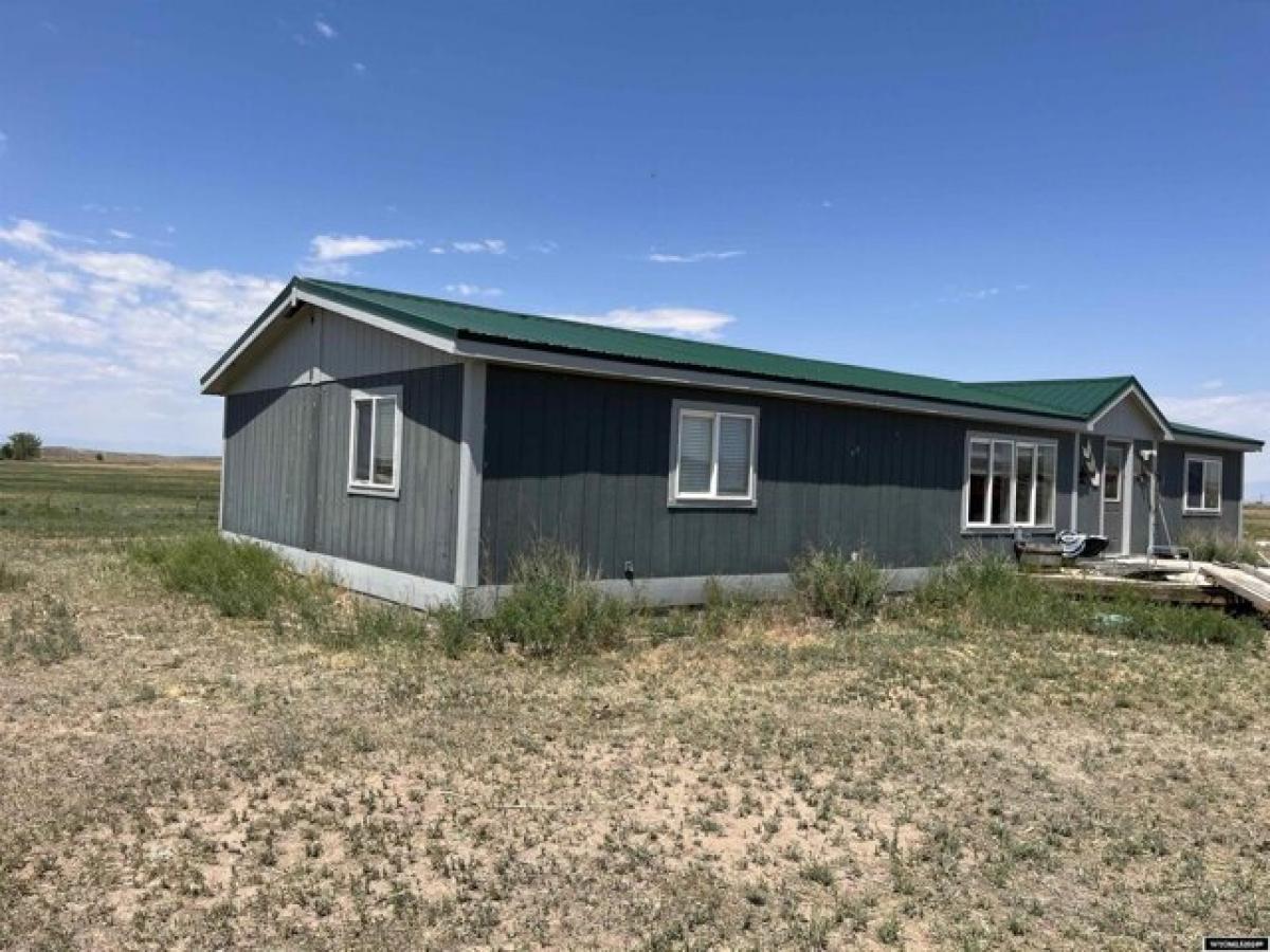 Picture of Home For Sale in Riverton, Wyoming, United States